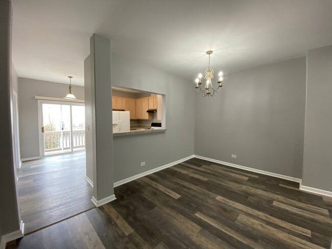 Photo - 1105 N Claremont Dr