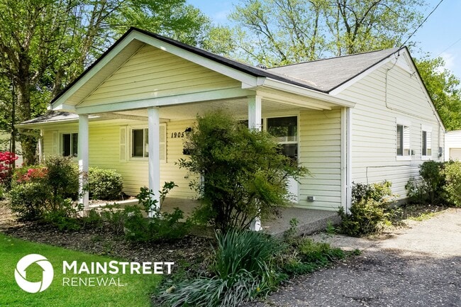 Photo - 1905 Heaton Rd