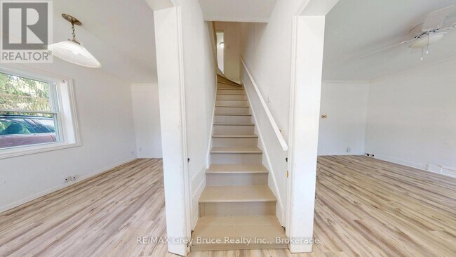Photo - 218 Denmark St