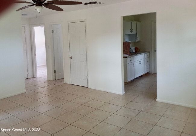 Photo - 354 Hibiscus Ave