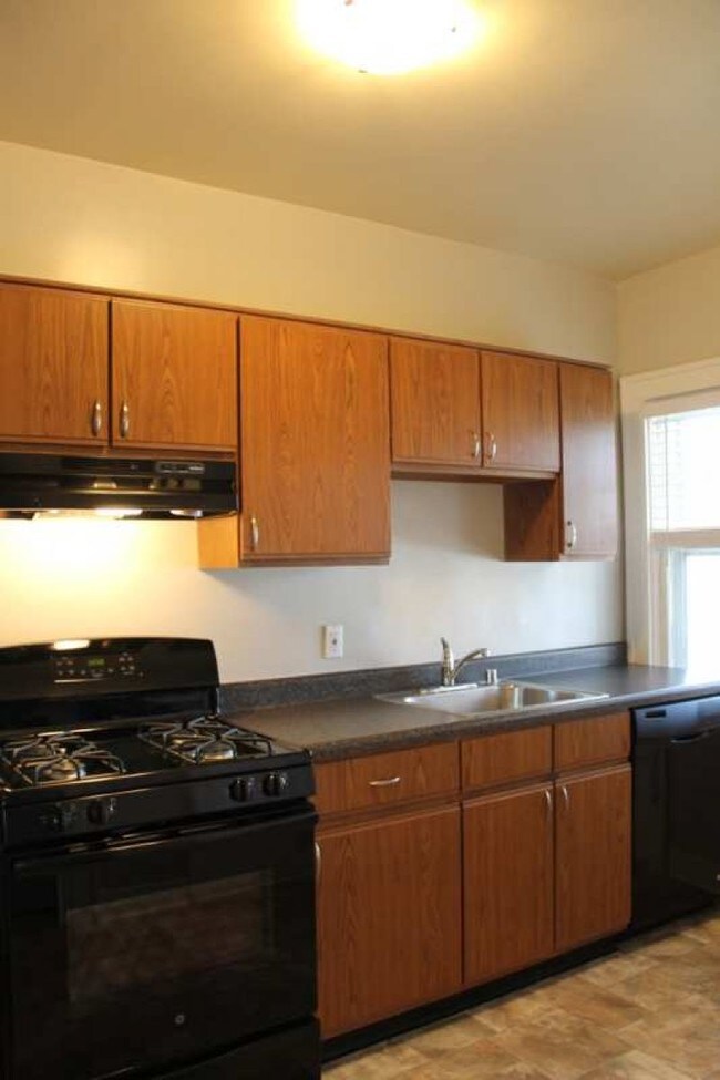 Photo - Grasmere Apartments