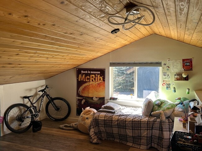 Photo - 221 Candlelight Meadow Dr