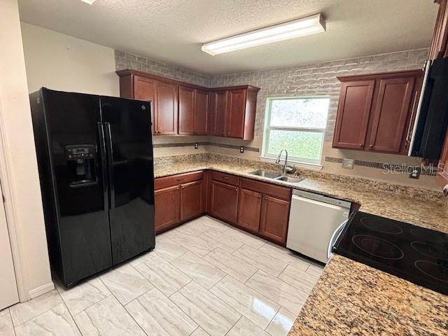 Photo - 30598 Satinleaf Run