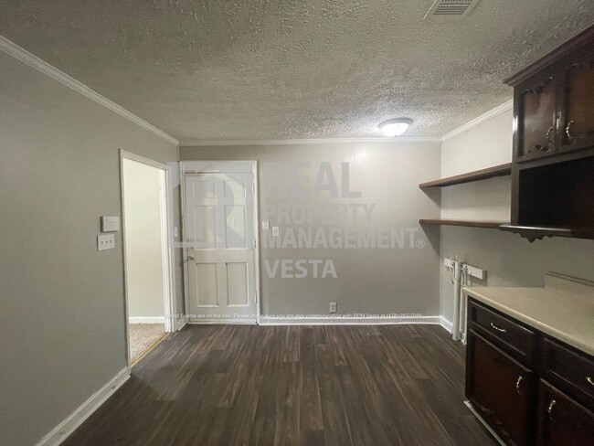 Photo - 3462 McKenzie Dr