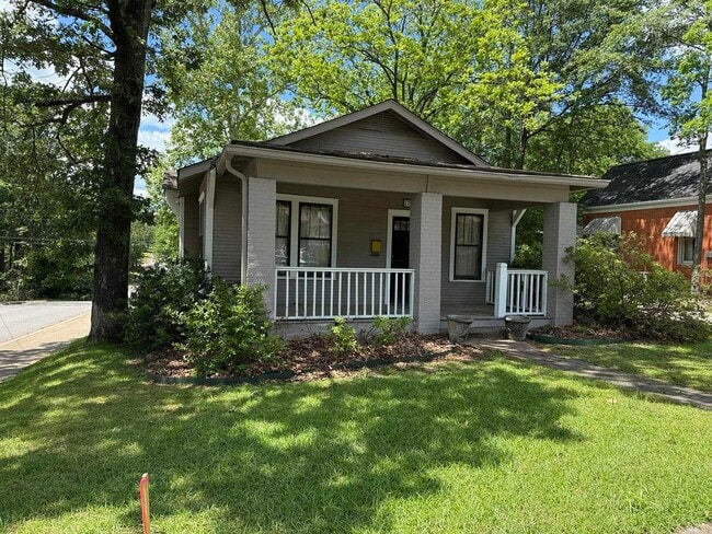 Photo - 1700 N Taylor St Casa