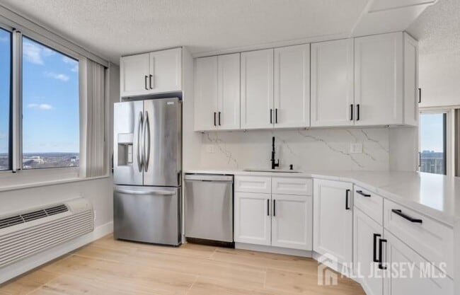 Photo - 160 Overlook Ave Unit 9A