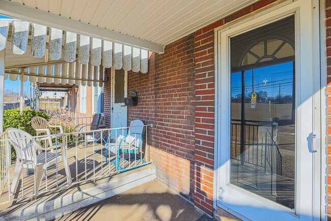 Photo - 3 Bedroom Beautiful Townhome