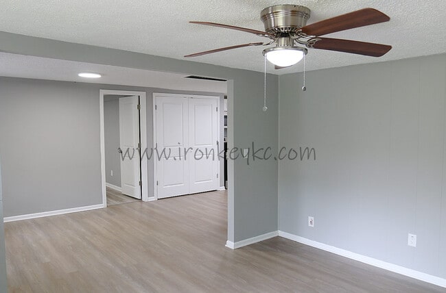 Photo - 5231 N Merrimac Ave