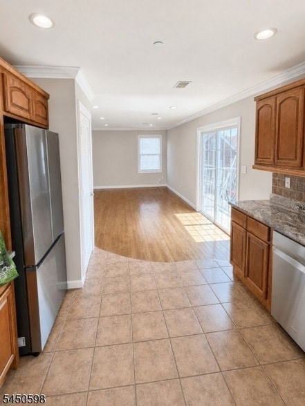 77 Cedar St Unit 3