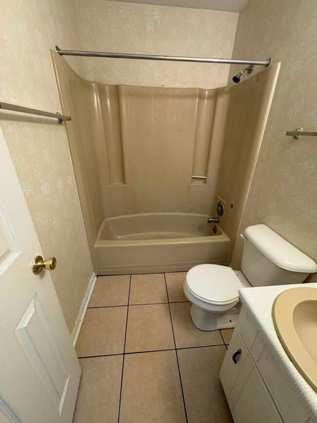 114 Mitchell Cir