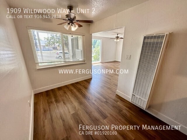 Photo - 1909 Wildwood Way Unidad 2
