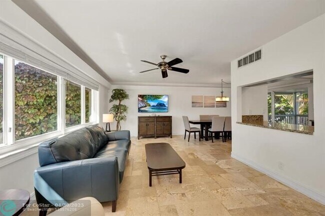 Photo - 1771 NE 35th St