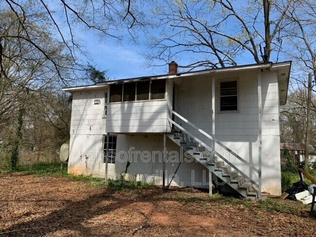 Photo - 2972 1/2 Fairforest Clevedale Rd