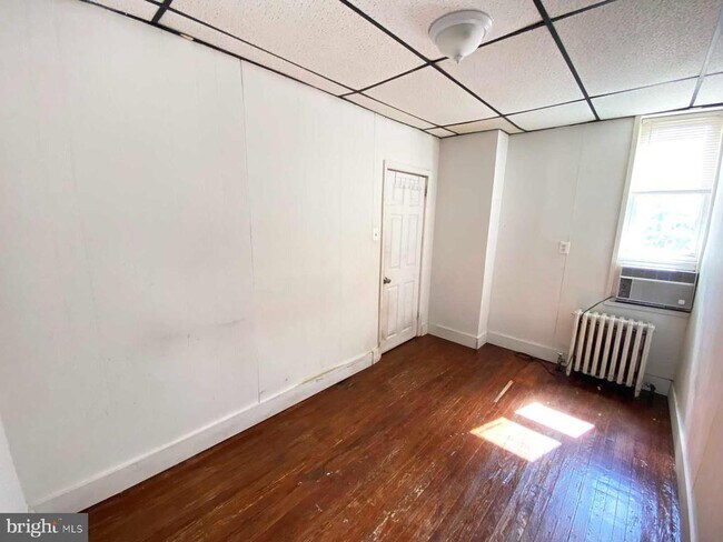 Photo - 534 E Indiana Ave