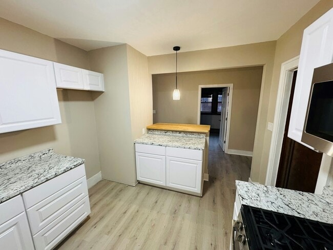 1428 Potomac Dr Unit LOWER
