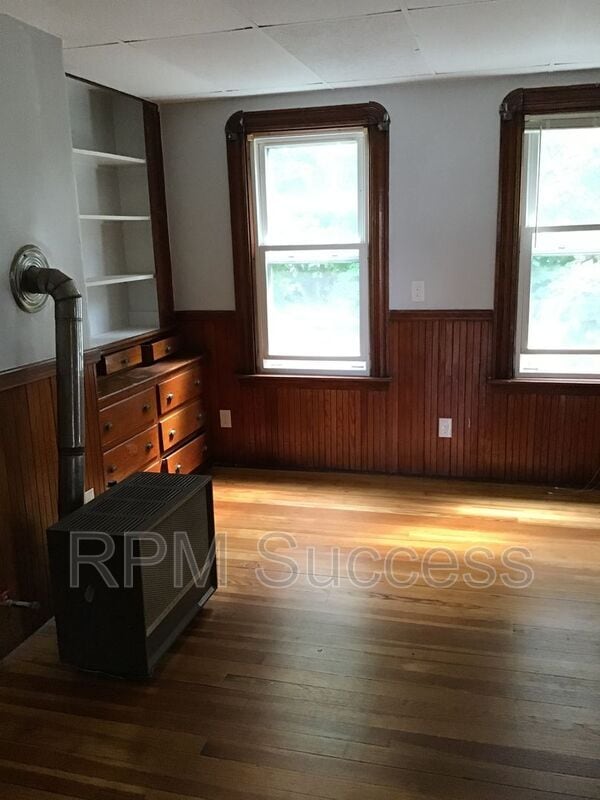 201-203 Myrtle St - 201-203 Myrtle St