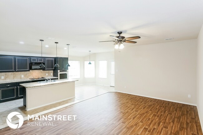 Photo - 632 River Rock Rd