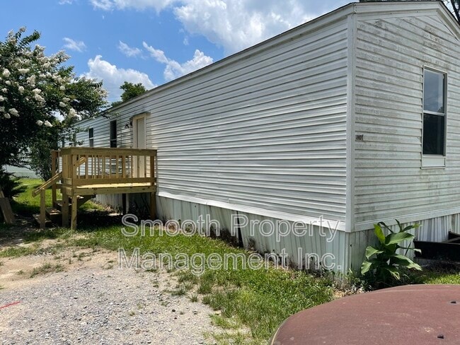 7809 Marlette Dr