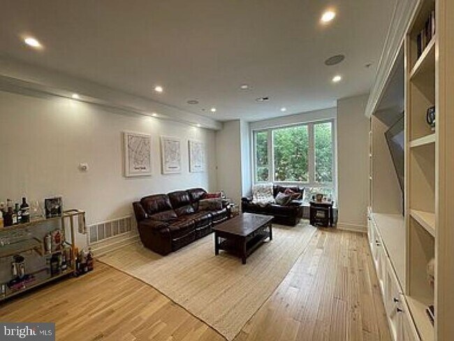 Photo - 1544 S 20th St