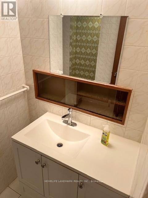 Photo - 1216 Shamir Crescent