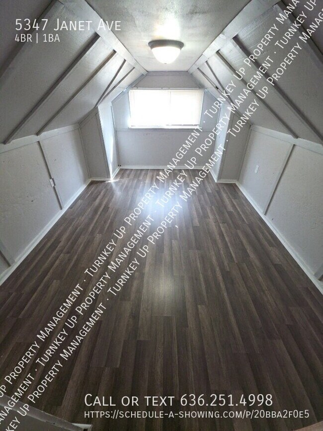 Photo - 5347 Janet Ave