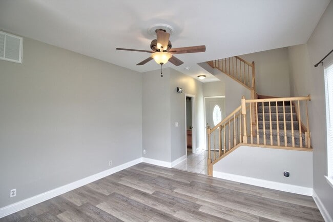 Photo - 14056 Danbury Dr