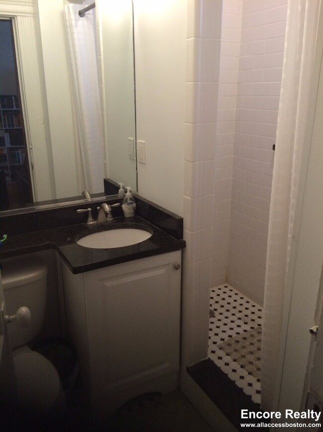 Photo - 26 Hemenway St Unit 1