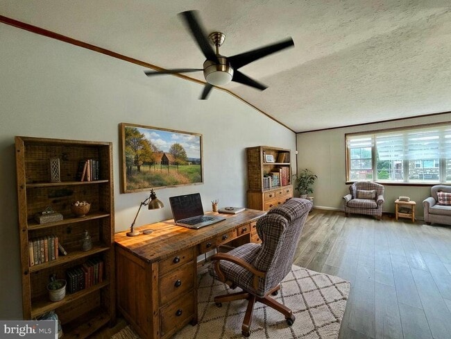 Photo - 1405 Napfle Ave