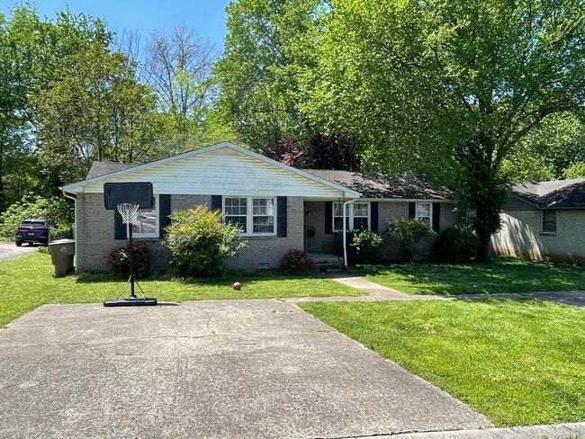 641B Available for Rent - 649 Huntington Ridge Dr Unit 641B Huntington