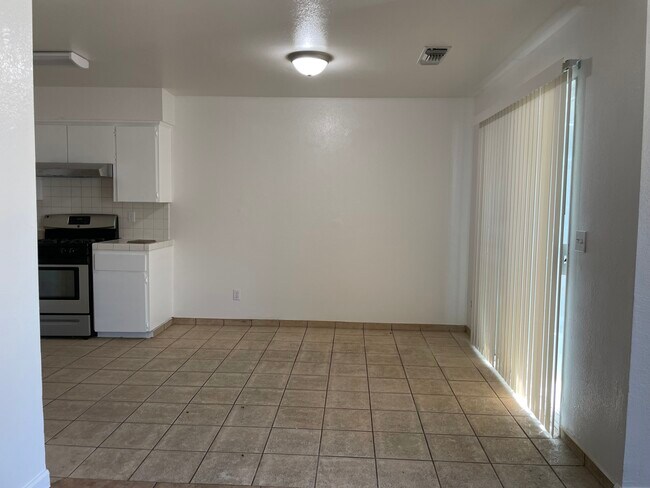 Photo - 819 K St Unit 103