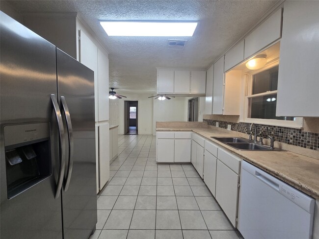 Photo - 6717 Fairway Dr