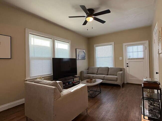 Photo - 2207 McCausland Ave Unidad SI ID1472904P