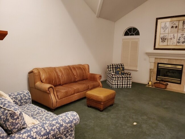 Photo - 1309 E 670 N