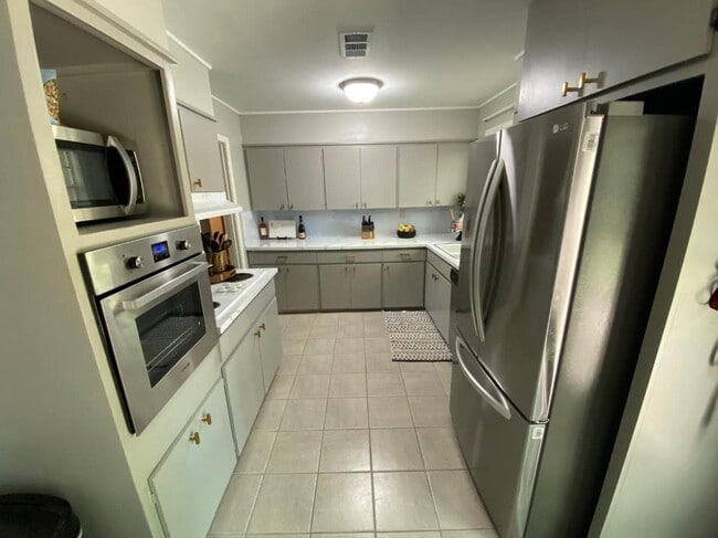 Photo - 416 Bayou Oaks Dr