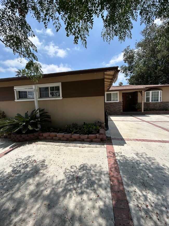 Photo - 12538 Barbara Ann St