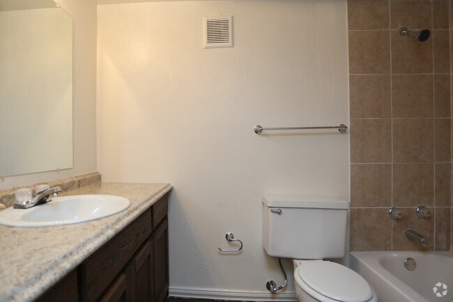 Photo - Spanish Plaza