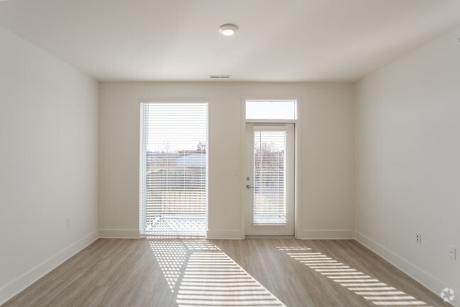 1HAB, 1BA - 713 ft²