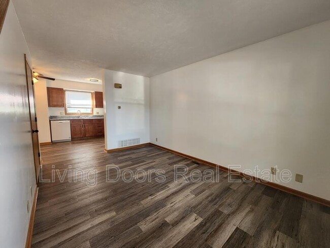 Photo - 1511 David Dr