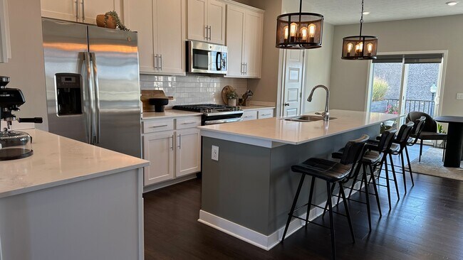 Cocina - 14215 McNichols Way