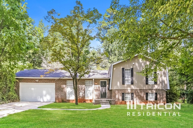 Building Photo - 864 Regency Ct NW Rental