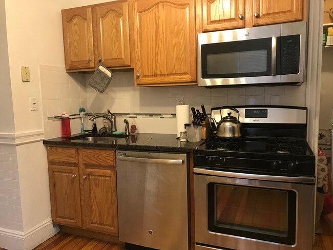79 Sutherland Rd Unit 4