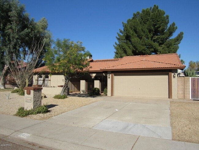 Photo - Fantastic 3 Bedroom/2 Bath Single Level Home & NO HOA! Schedule a Showing Today!