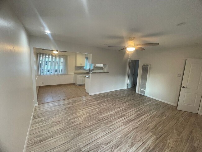 Photo - 1417 Armacost Ave
