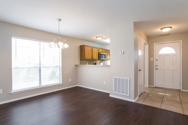 Photo - 3630 Red Fir Dr