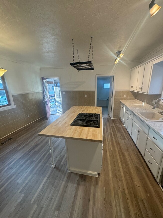 Photo - 4111 Wildcat Rd