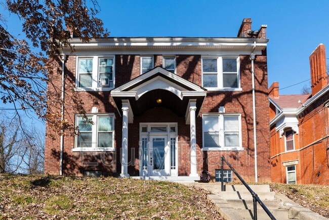 Photo - 3025 Gilbert Ave Condo Unit 4
