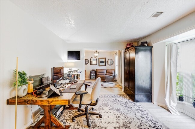 Building Photo - 6622 Rockergate Dr Rental