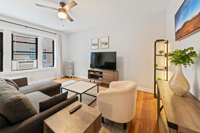 Photo - 6441 N Hamilton Ave Unit 1G