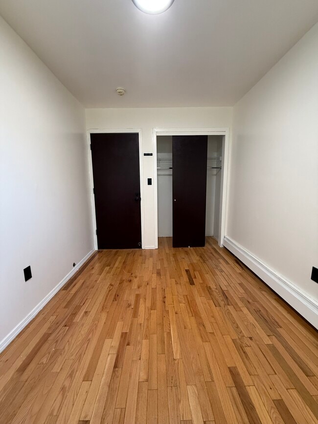 Photo - 13 Schaefer St