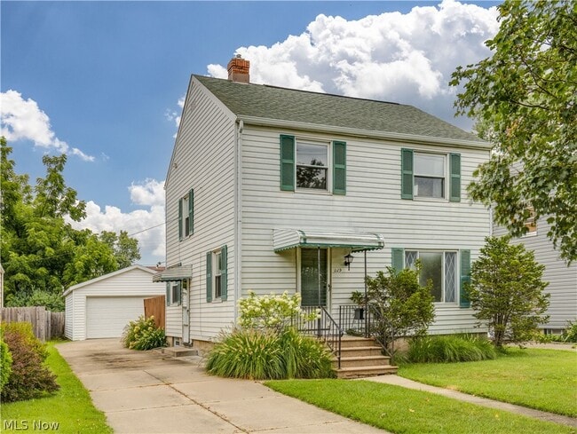 Photo - 329 Pierce Ave